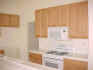 kitchen08.JPG (24214 bytes)